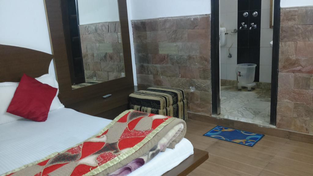 Hotel Katra Residency Exterior foto